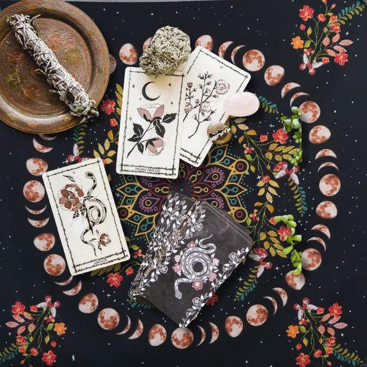 Moon Phase flower Tarot Cloth 49cm